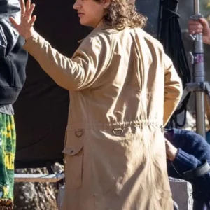 Dustin Henderson Stranger Things S05 brown trench coat
